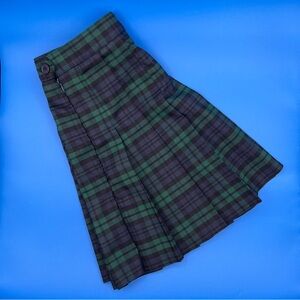Los Angeles Apparel Plaid Tennis Skirt 🎾 Size L, never worn